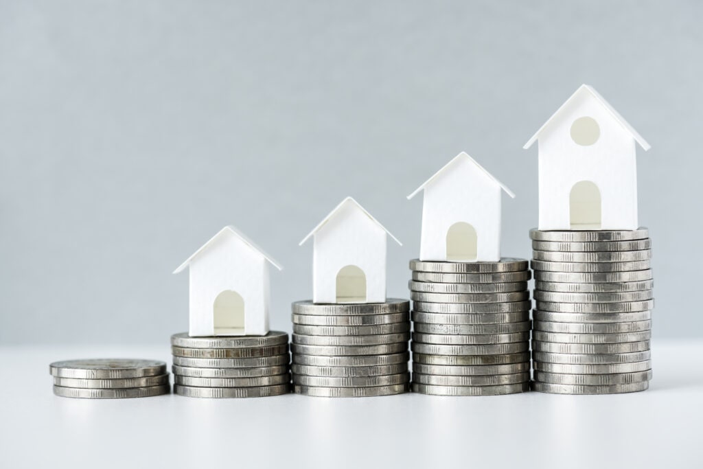 macro shot of increase in mortgage rate concept 2022 12 15 23 47 21 utc